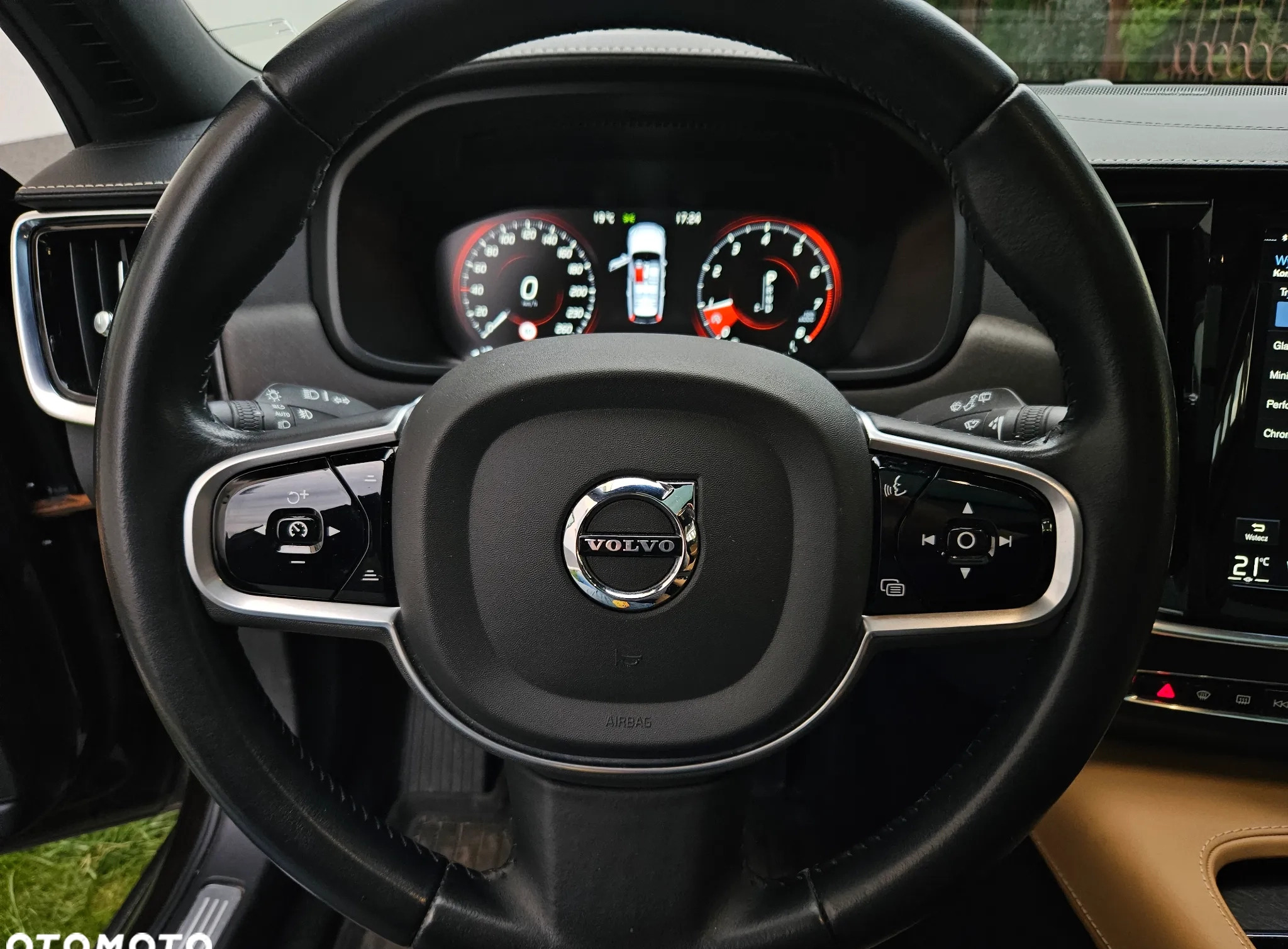 Volvo V90 Cross Country cena 159000 przebieg: 152500, rok produkcji 2019 z Wrocław małe 704